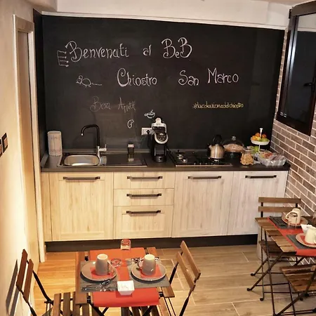 Chiostro San Marco B&B 타르퀴니아